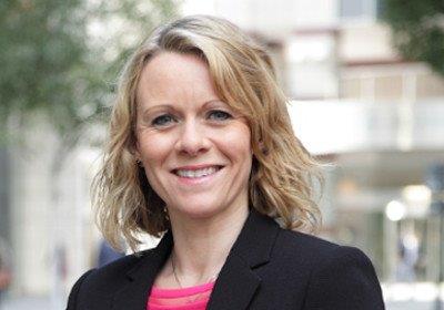Head shot of Clare Harris